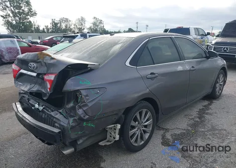 2016 Toyota Camry Xle z USA, uszkodzony, nr VIN 4T4BF1FK8GR560438